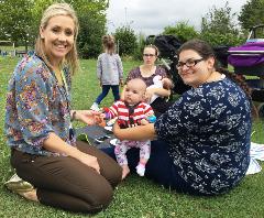 Jo Thompson Breastfeeding picnic